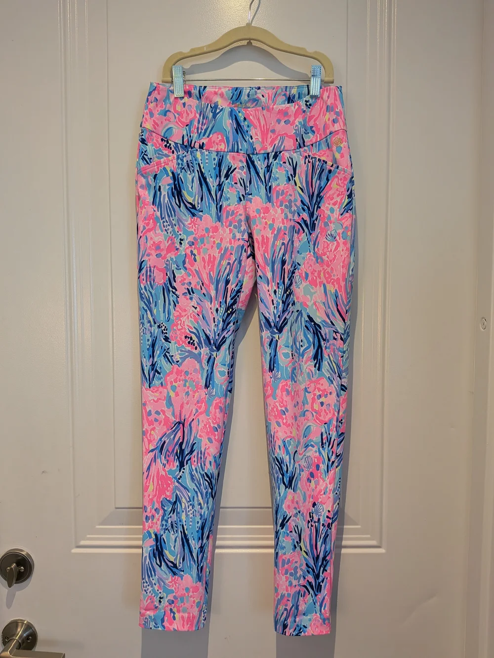 Lilly Pulitzer Luxletic Corso Pant in "Celestial Blue Seek and Seal - Picture 3 of 7